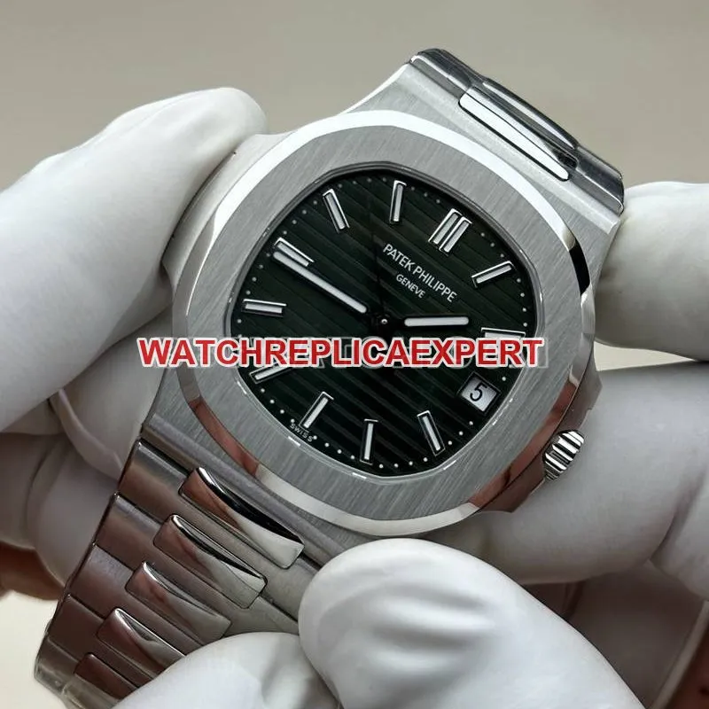 Patek Philippe watch BBF factory Nautilusgreen dial324movementsteel bracelet model braceletlive photos