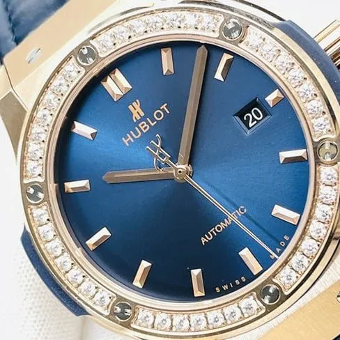 top-tier watch Hublot watch automatic movement men's blue dial blue belt Big Bang Sang Bleu series leather strap watch front view