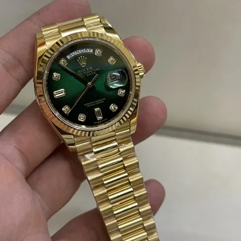 Top-tier watch Rolex men's green dial gold belt Datejust South Africa real diamond mechanical watch back cover picture
