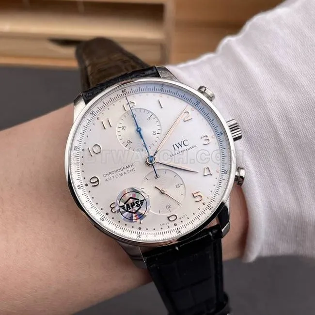 1:1replica watch Portugal APS factory IWC silver white dial gold needle wearing live photos