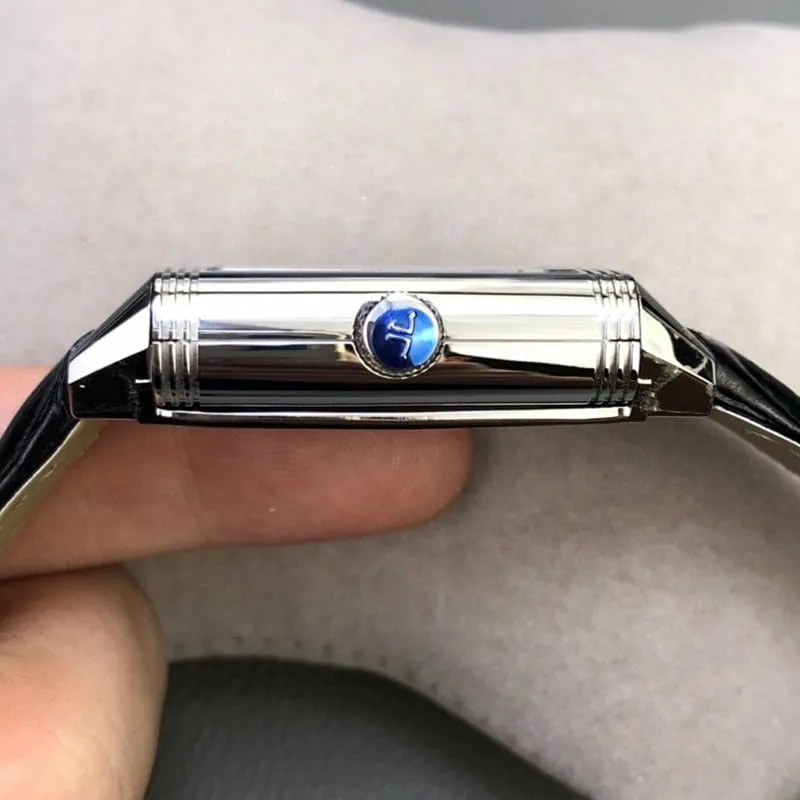 replicaJaeger-LeCoultre men's double-sided dual time zone flip watch is simple, elegant and gentle, front view