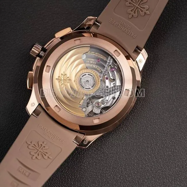 1:1replica watchPPM factoryPatek PhilippeAquanaut mechanical light brown rubber braceletfront live photo