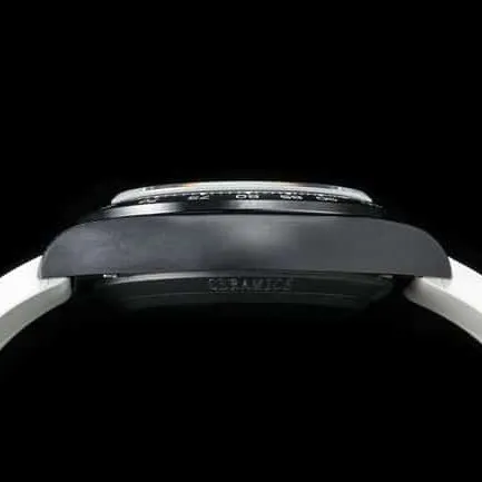 Rolextop-tier men's white dialrubber strap fully automatic movement watch side view