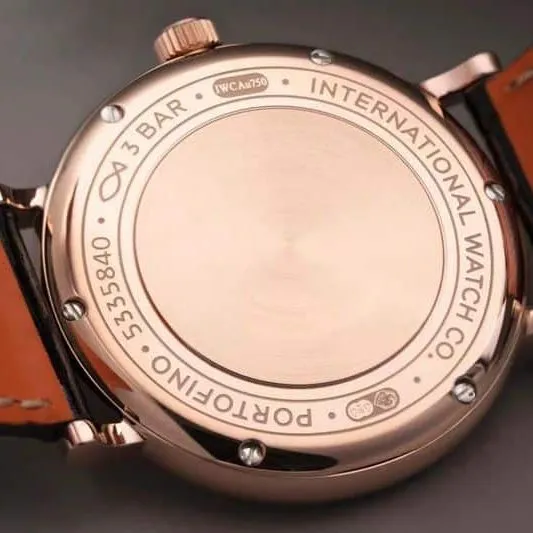 IWC women's watch Portofino extremely elegant top-tierladies' watch side view