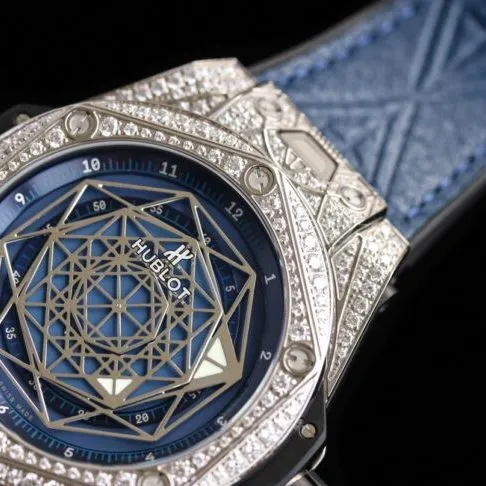 top-tier watch Hublot series tattoo OEM1:1 open mold white steel blue dial full diamond men's mechanical watch front view