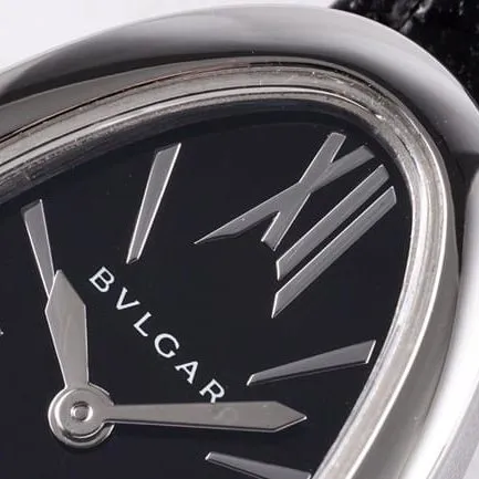 BV factory top-tier watch BvlgariSerpenti series women's black dial black belt quartzleather strap watch front view
