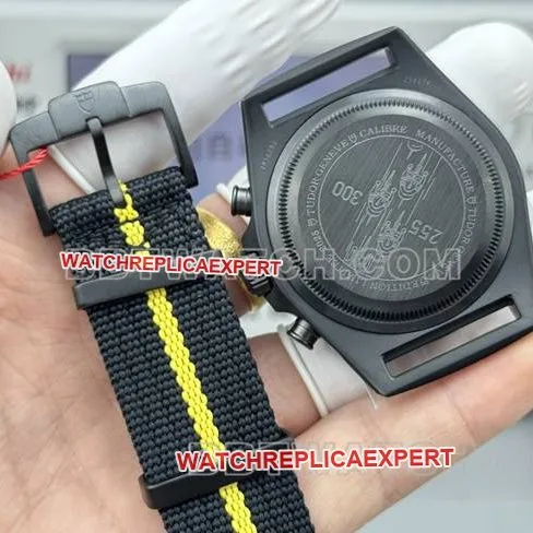 watch collar submersible V+ factory Tudor yellow 7750 mechanical clasplive photos