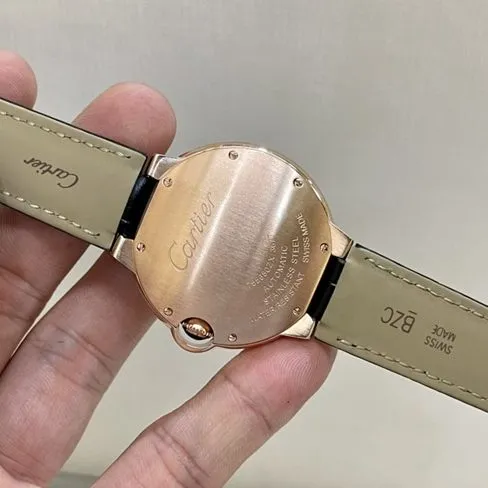 top-tier watch Cartier men's white dial black belt 18Krose gold South African real diamond leather strap mechanical watch front view