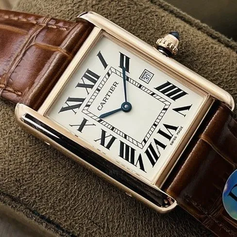 DR factory top-tier replicaCartiersuper fully automatic movement tank series couple series leather strapwhite dial brown belt watch clasp picture