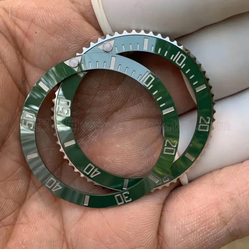 How to deal with the fading of Rolex Starbucks Submariner bezel - clean answers detail shots for you