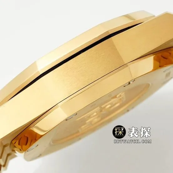 IPF Offshore Audemars Piguet collectible watches Blue Plate Gold Steel Strap Model 26331BA.OO.1220BA.01