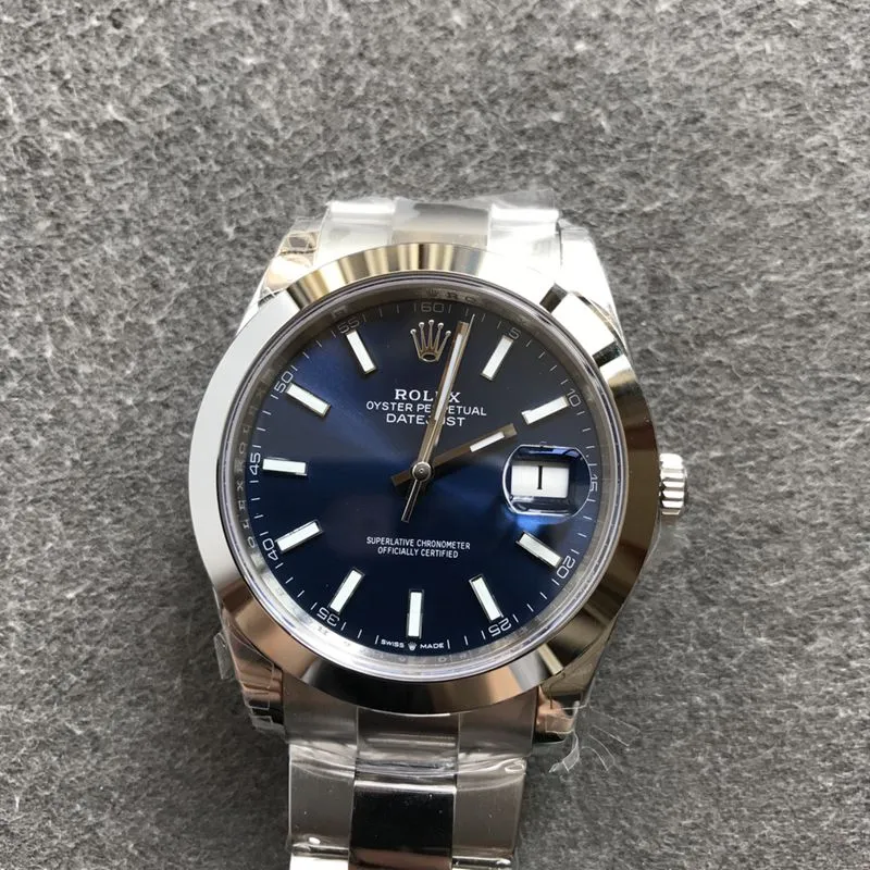 Rolex watch log series blue face men's mechanical watch front view