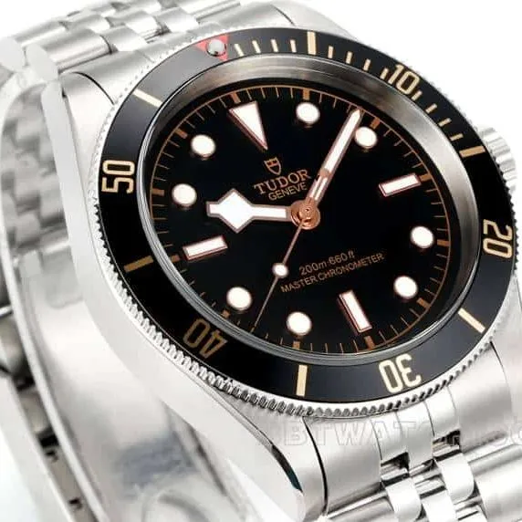 3TTudor Biwan top-tier replicablack dialsteel bracelet model 79230Nfront live photo