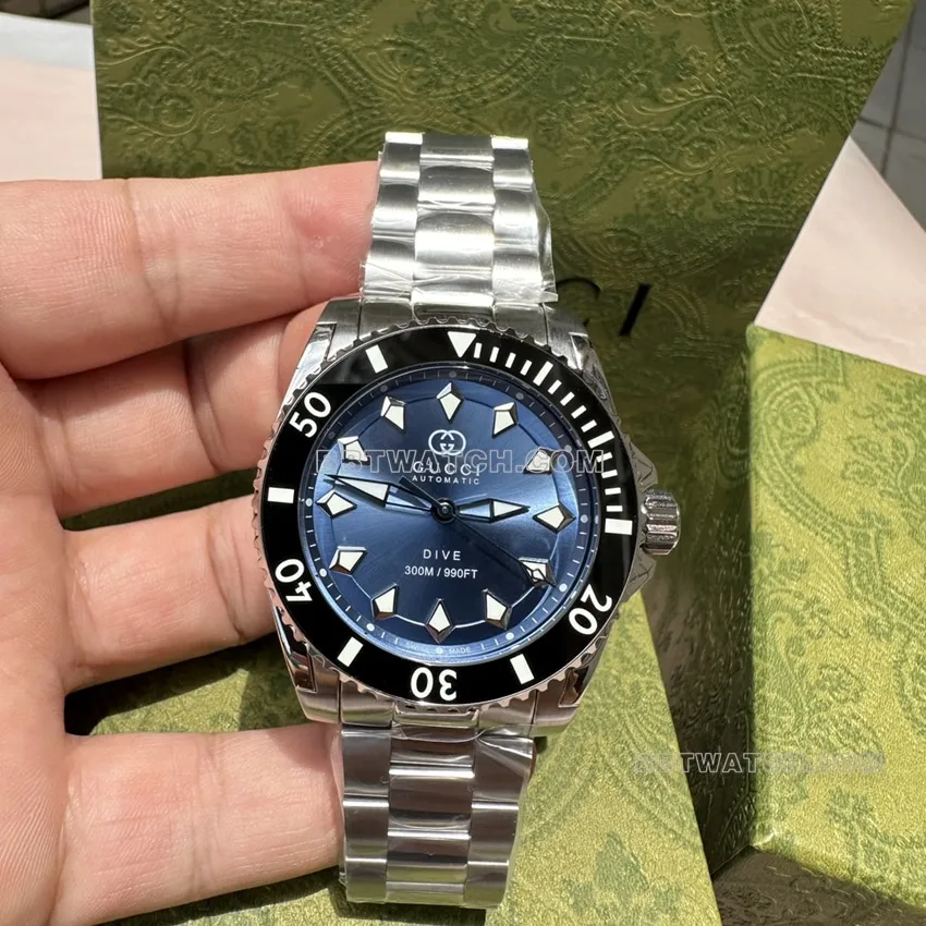 Gucci 1:1super clone2024 new blue dialsteel bracelet model YA136362front live photo