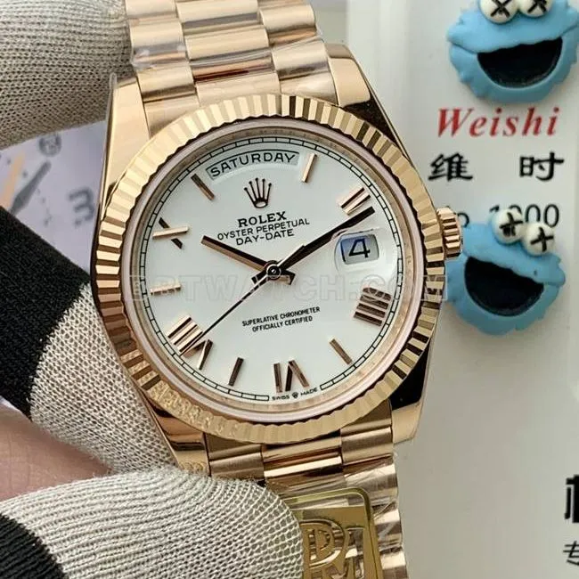 collectible watch PPM factory white dial Roman numerals RolexDay-Daterose gold mechanical caseback live photo