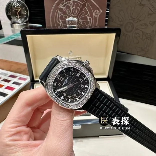 MMA factory Patek Philippe5067A1:1super watch ladies black dial rubber model picture and price front live photo