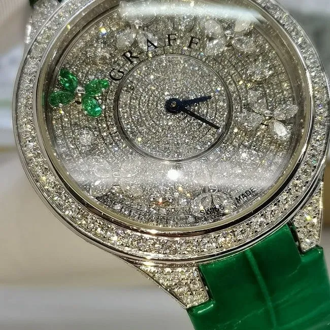 Top luxury watches for women, white dial, green strap, full diamond series, quartz movement, real gold, real diamonds, leather strap, watch buckle photo