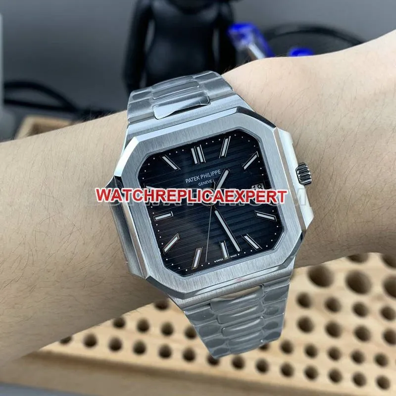 Patek Philippe watch PPF FactoryCubitusblack dial45MMsteel bracelet model 5821front live photo