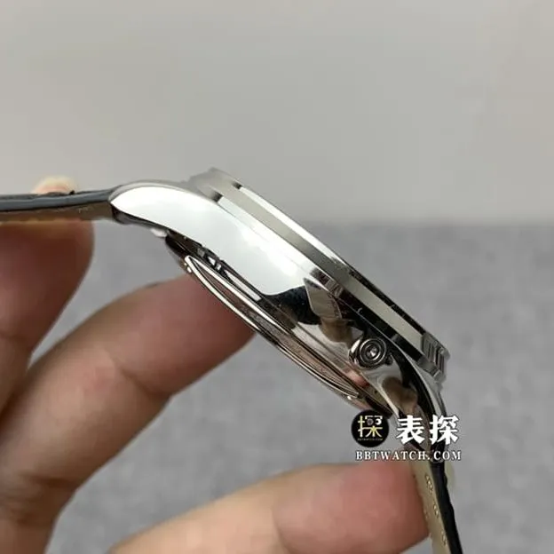 V9 Factory Jaeger-LeCoultre Master Ultra Thin Watch Men's Black Dial Moon Phase Leather Strap Photos and Price Deployment Clasp Real Shot Pictures