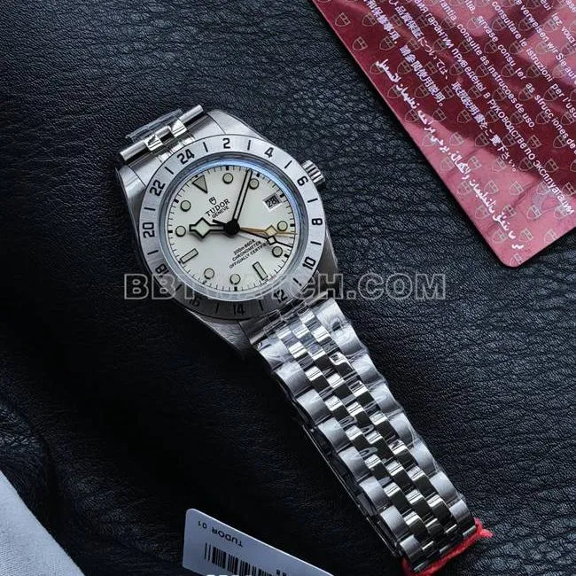 top-tier watch 3CF factory Biwan Tudorwhite dial steel braceletside live photo