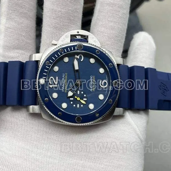 VSPanerai sneak top-tier 1:1super cloneblue dialPAM01676front live photo
