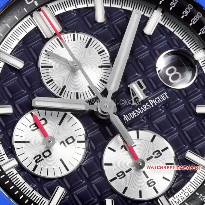 TW factory Audemars PiguetRoyal Oak offshore top-tier 1:1high-quality replicablue dial rubber model 26400front live photo