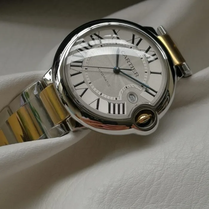 top-tier watch Cartier men's white dial blue balloon series steel bracelet watch front view