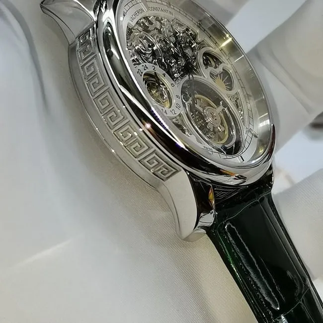 top-tier watch Vacheron Constantin men's white dial green strap fully automatic movementleather strap watch side view