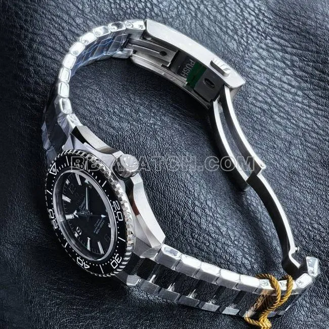 VS Factory optimal watch Seamaster 600m black dial black bezel steel braceletclasp live photos