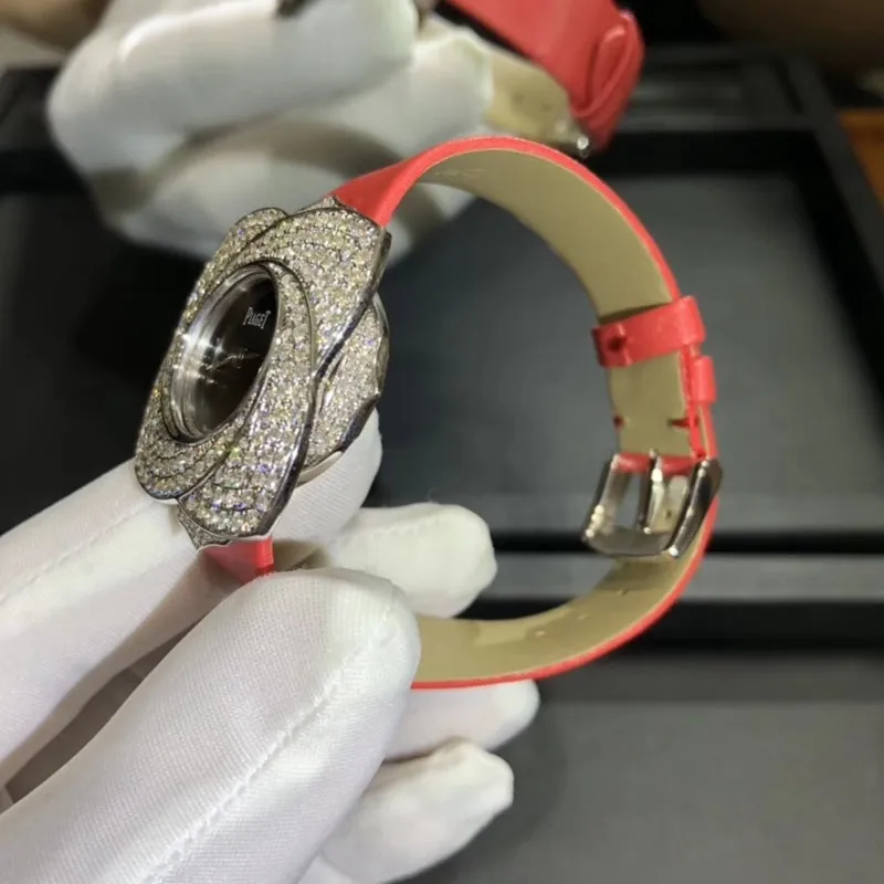Piaget rose-shaped watch petals with rotatable diameter 37mm Swiss movementclasp picture