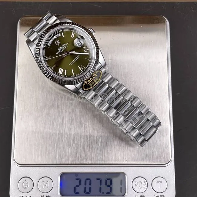 collectible watch CBD factory RolexDay-Date3255 mechanical olive green dial40mmfront live photo