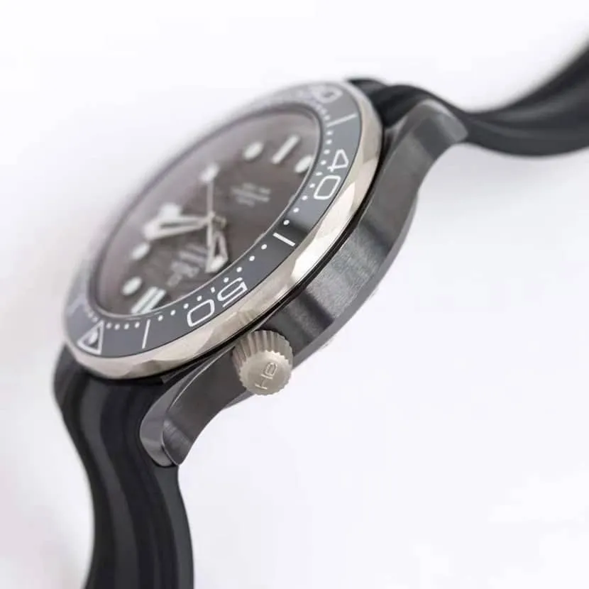 OM FactoryOmegatop-tier watch Seamaster300 black ceramic pictures and prices