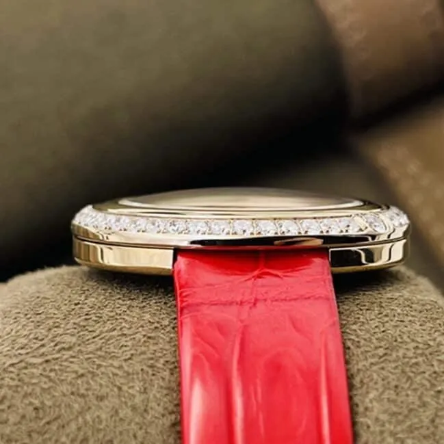 top-tier watch Piaget Men's V3 Upgraded Edition Red Plate red strap Time Series Watch Front View