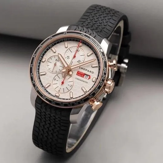 watch ChopardV7 factory boutique racing series black dial men's mechanical watch front view