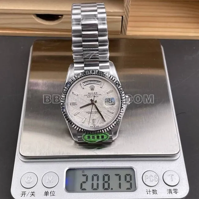 watch CBD factory RolexDay-Date3255 mechanical meteorite disc 40mmfront live photo