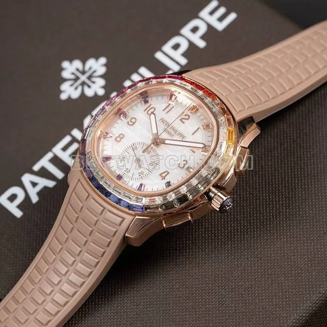 1:1replica watchPPM factoryPatek PhilippeAquanaut mechanical light brown rubber braceletfront live photo