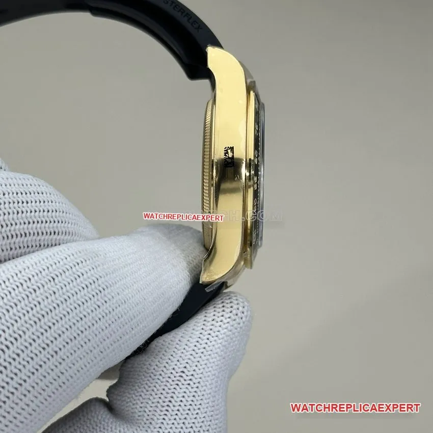 Clean FactoryRolexDaytona1:1super gold plate full gold rubber model 126518front live photo