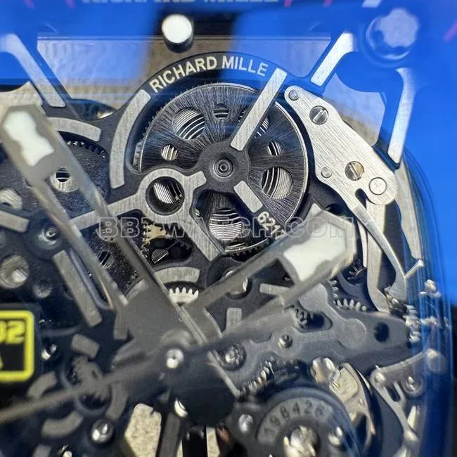 1:1replica watch APS factory Richard Mille carbon fiber white rubber bracelet RM35-02side live photo