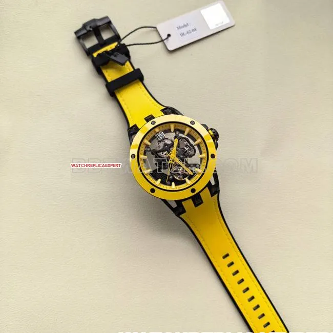 top-tier watch Bentley BL-62 peak yellow rubber braceletfront live photo