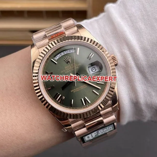 top-tier watch QF factory RolexDay-Date olive green dialrose gold40mmfront live photo
