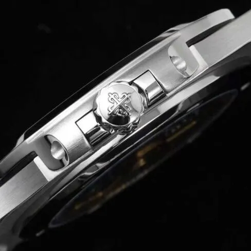 top-tier watch Patek Philippe limited edition Nautilus5711 Tiffany white steel blue bottom Nautilus men's mechanical watch movement picture