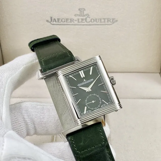 Jaeger-LeCoultretop-tier watch men's green dialgreen dial flip series manual winding leather strap watch front view