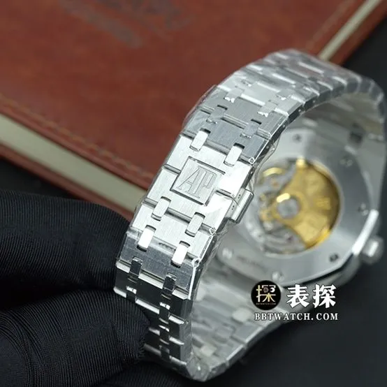 Audemars Piguet1:1replica,apsRoyal Oakreplica watch,front live photo