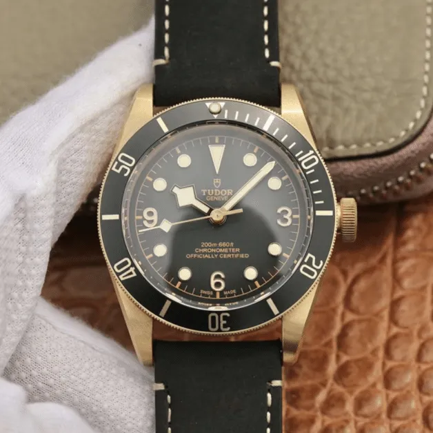 Bronze Watch Fashion Trend: Why Fine