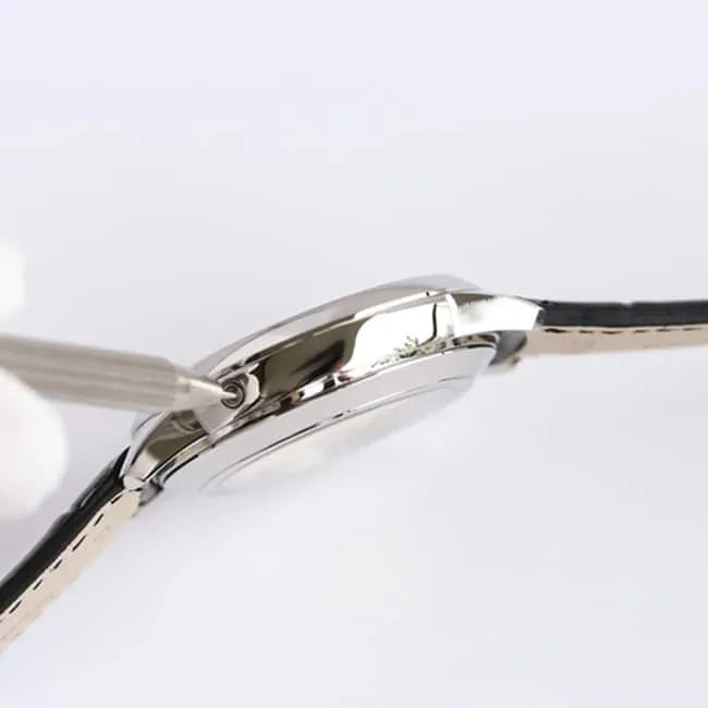 top-tier watch Vacheron Constantin men's white dial black belt heritage series automatic movement watch detail shots