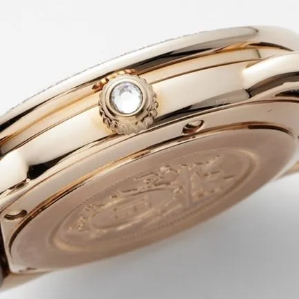 top-tier Hermès women's black dial black belt classic series quartzleather strap watch front view