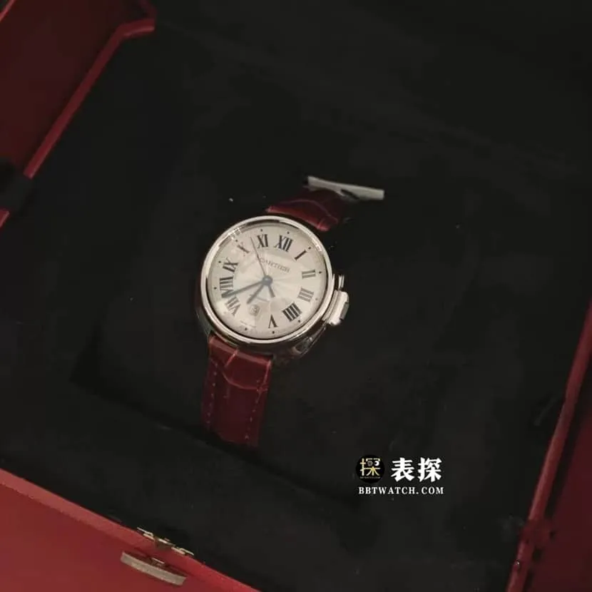 Cartier key top-tier high-quality watch women's white dialleather strap model pictures and prices wearing live photos