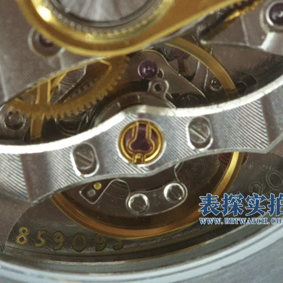 APSAudemars Piguettop-tier table Royal Oak15400 one movement3120