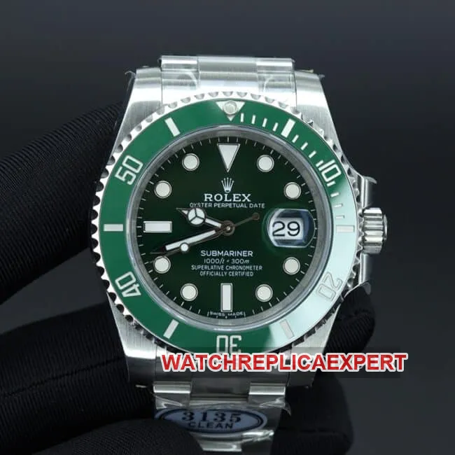 Clean FactoryRolextop-tier watch men's green dialsteel braceletStarbucks Submariner40mmautomatic movementclasp picture