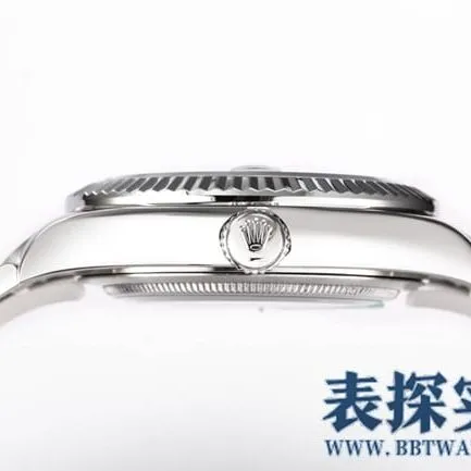 Rolex white steel top-tiersuper Skywalker is calm, reliable, graceful and generous_How much does it cost_Pictures_How is the workmanship? Front
